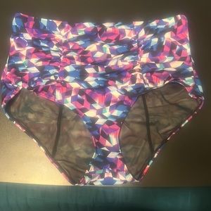 Torrid geometric swim bottoms